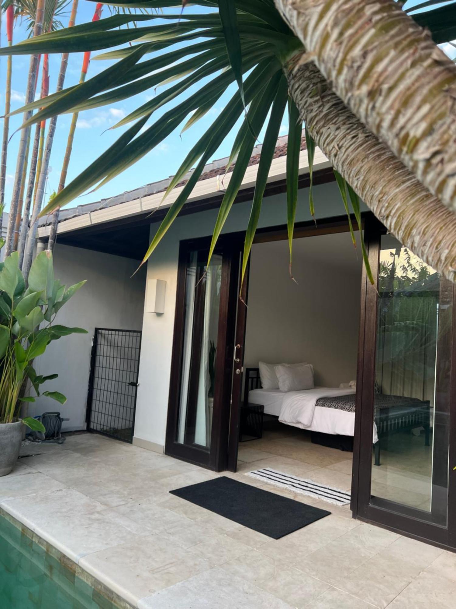 The Mia Bali Villa Kerobokan  Exterior photo